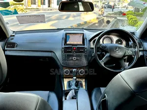 Mercedes-Benz C-Class 2008 White