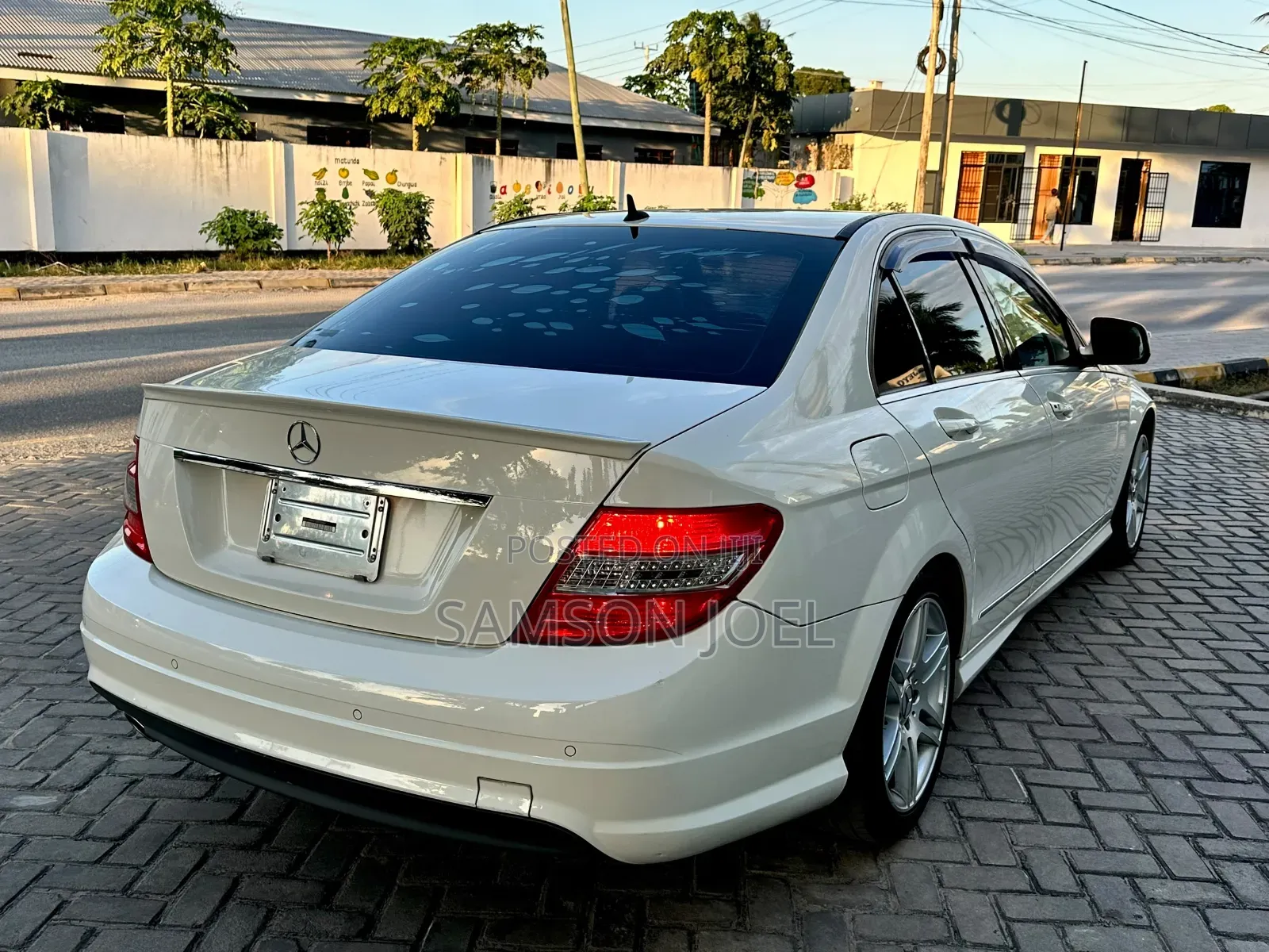 Mercedes-Benz C-Class 2008 White