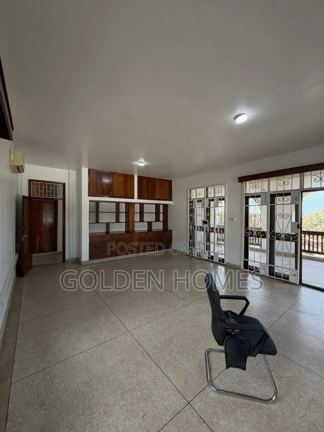 4bdrm Apartment in Masaki for rent