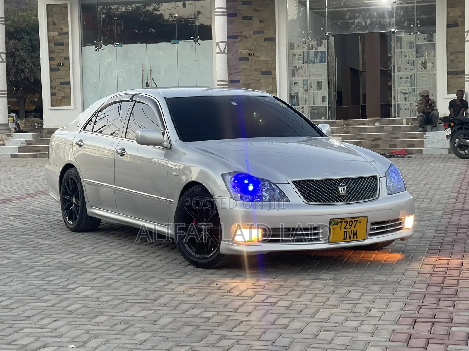 Toyota Crown 2004 Silver