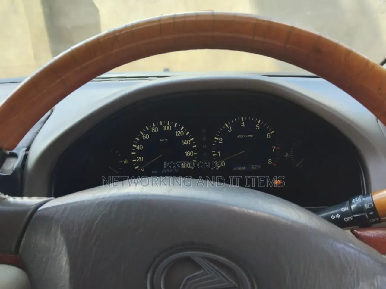 Toyota Progress 2000 Black