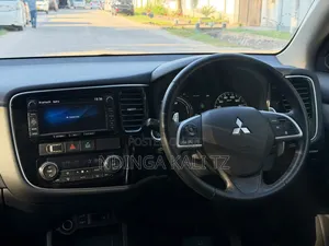 Mitsubishi Outlander 2015 Gray