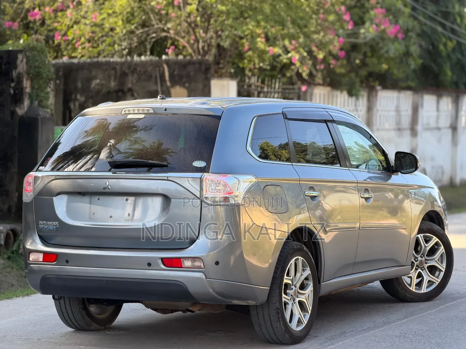 Mitsubishi Outlander 2015 Gray