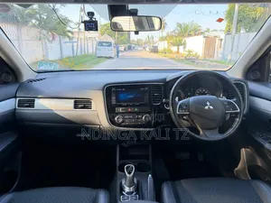 Mitsubishi Outlander 2015 Gray