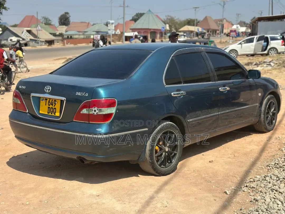 Toyota Brevis 2005 Blue