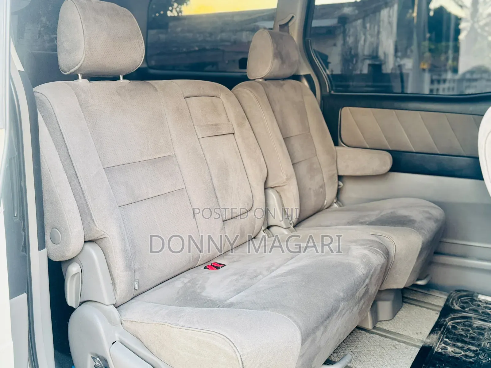 Toyota Alphard 2006 White