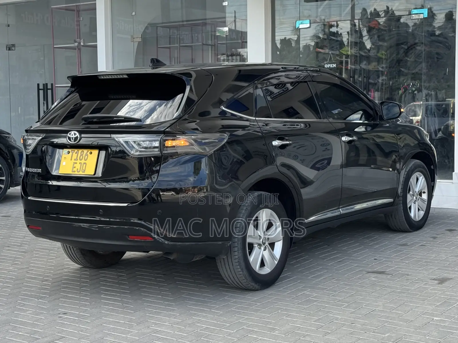 Toyota Harrier 2014 Black