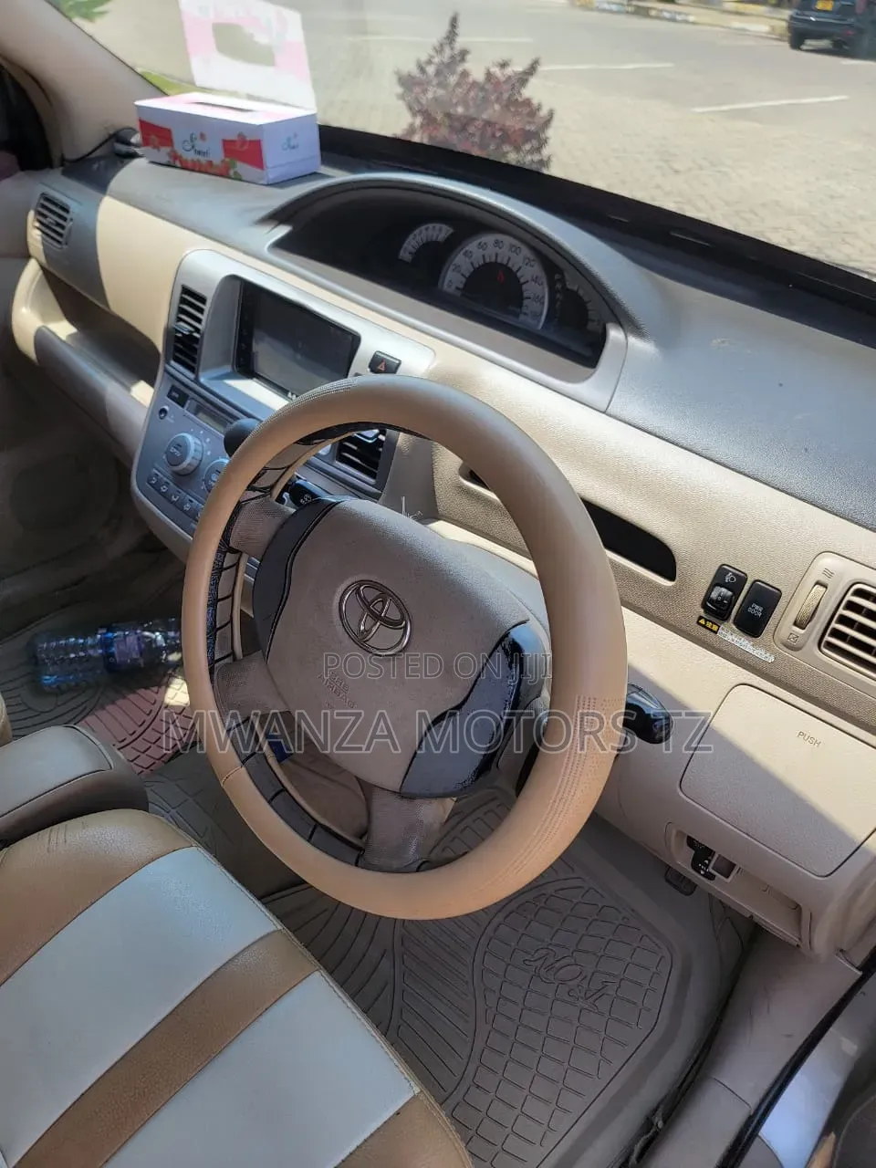 Toyota Raum 2005 Silver