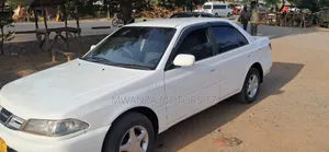 Toyota Carina 2000 White