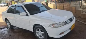 Toyota Carina 2000 White