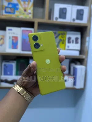 Motorola Moto G85 256 GB Orange