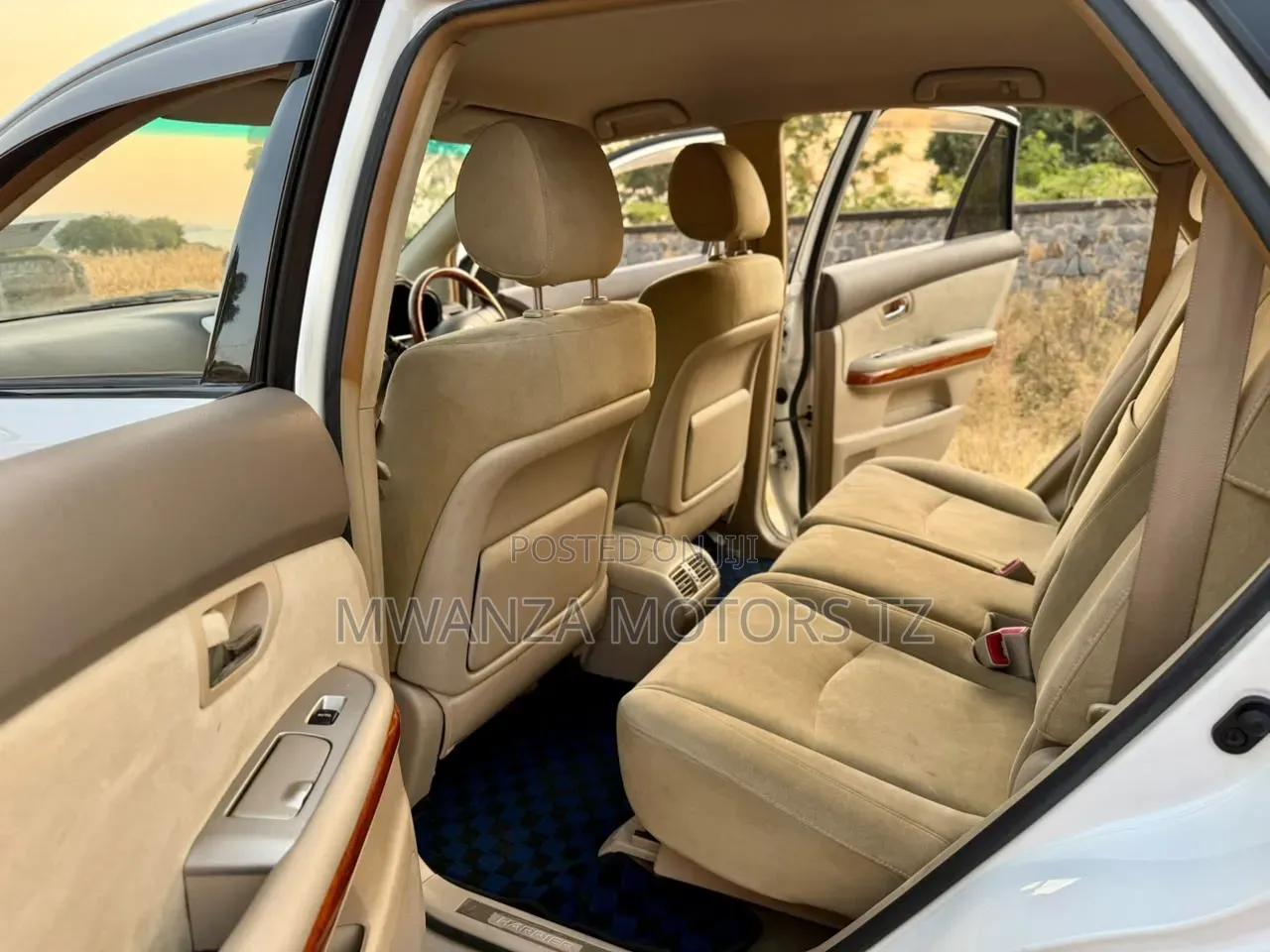 Toyota Harrier 2004 White