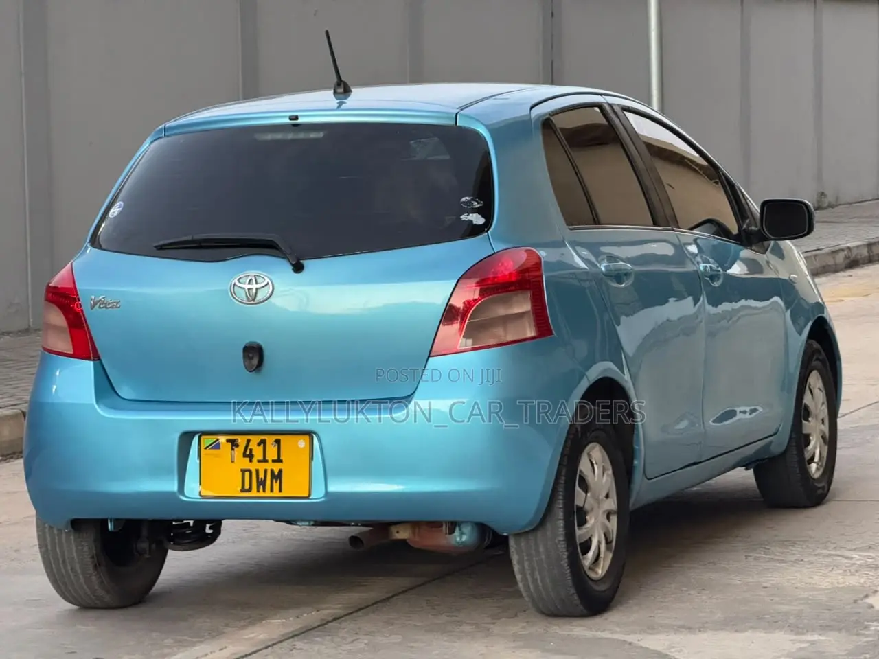 Toyota Vitz 2008 Blue