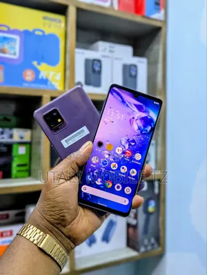 Sharp Aquos zero6 128 GB Gold