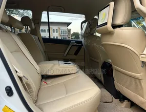 Toyota Land Cruiser Prado 2016 White