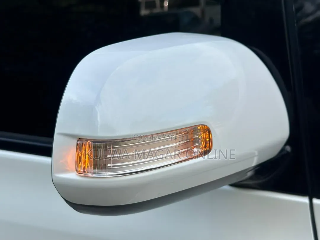 Toyota Alphard 2010 White