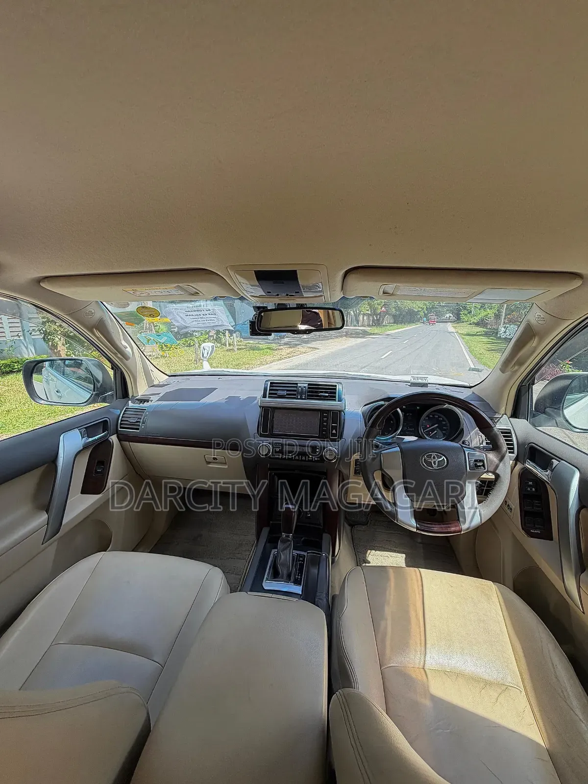 Toyota Land Cruiser Prado 2016 White