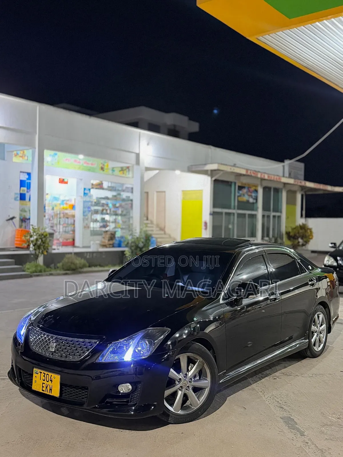 Toyota Crown 2009 Black