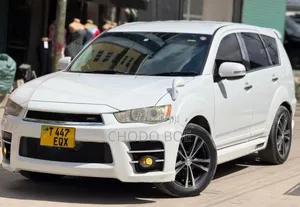 Mitsubishi Outlander 2010 Pearl