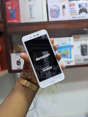 Sharp Aquos Sense 2 SHV43 32 GB White