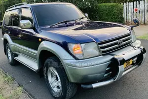Toyota Land Cruiser Prado 2004 Blue
