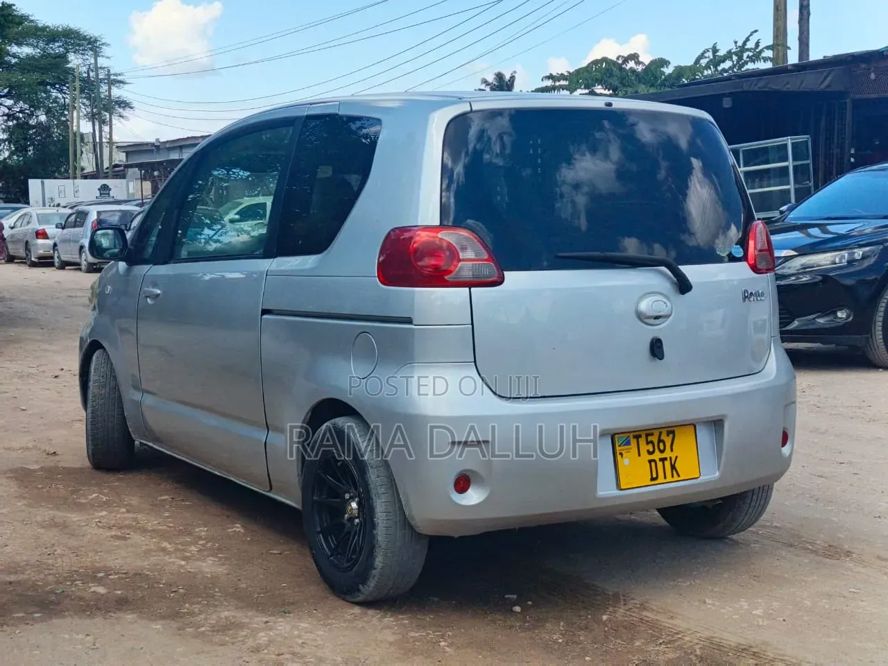 Toyota Porte 2005 Silver