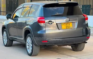 Toyota Vanguard 2012 Black