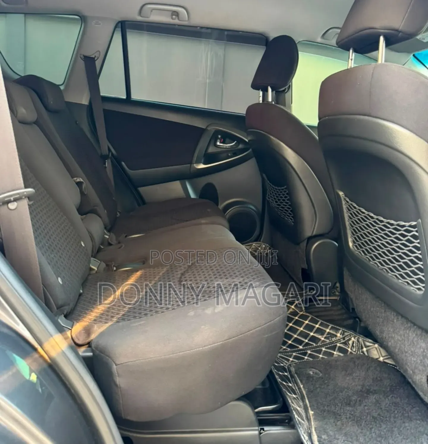 Toyota Vanguard 2012 Black