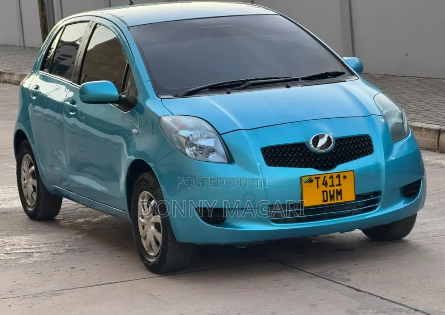 Toyota Vitz 2006 Blue