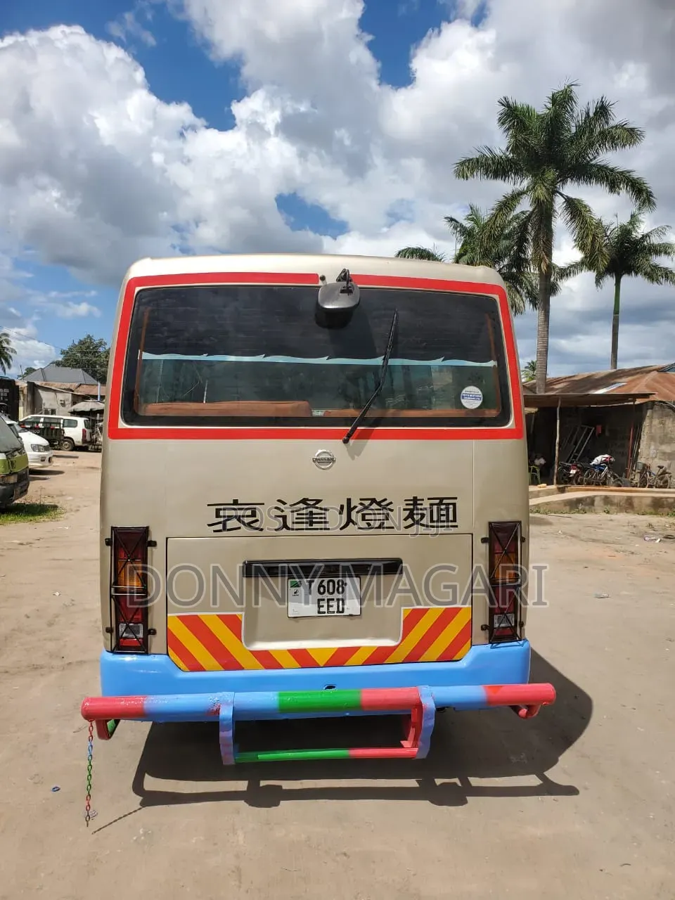 Nissan Civilian 2002 Gold