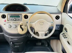 Toyota Sienta 1.5 AWD 2006 Gray