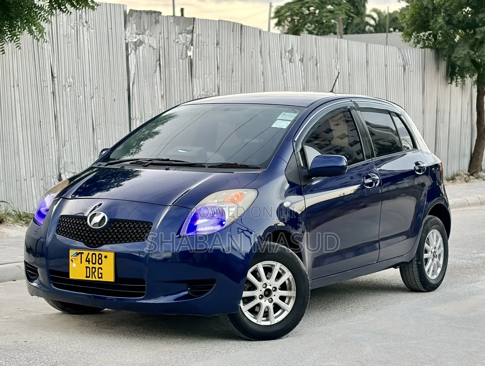 Toyota Vitz 1.0 FWD 5dr 2005 Blue