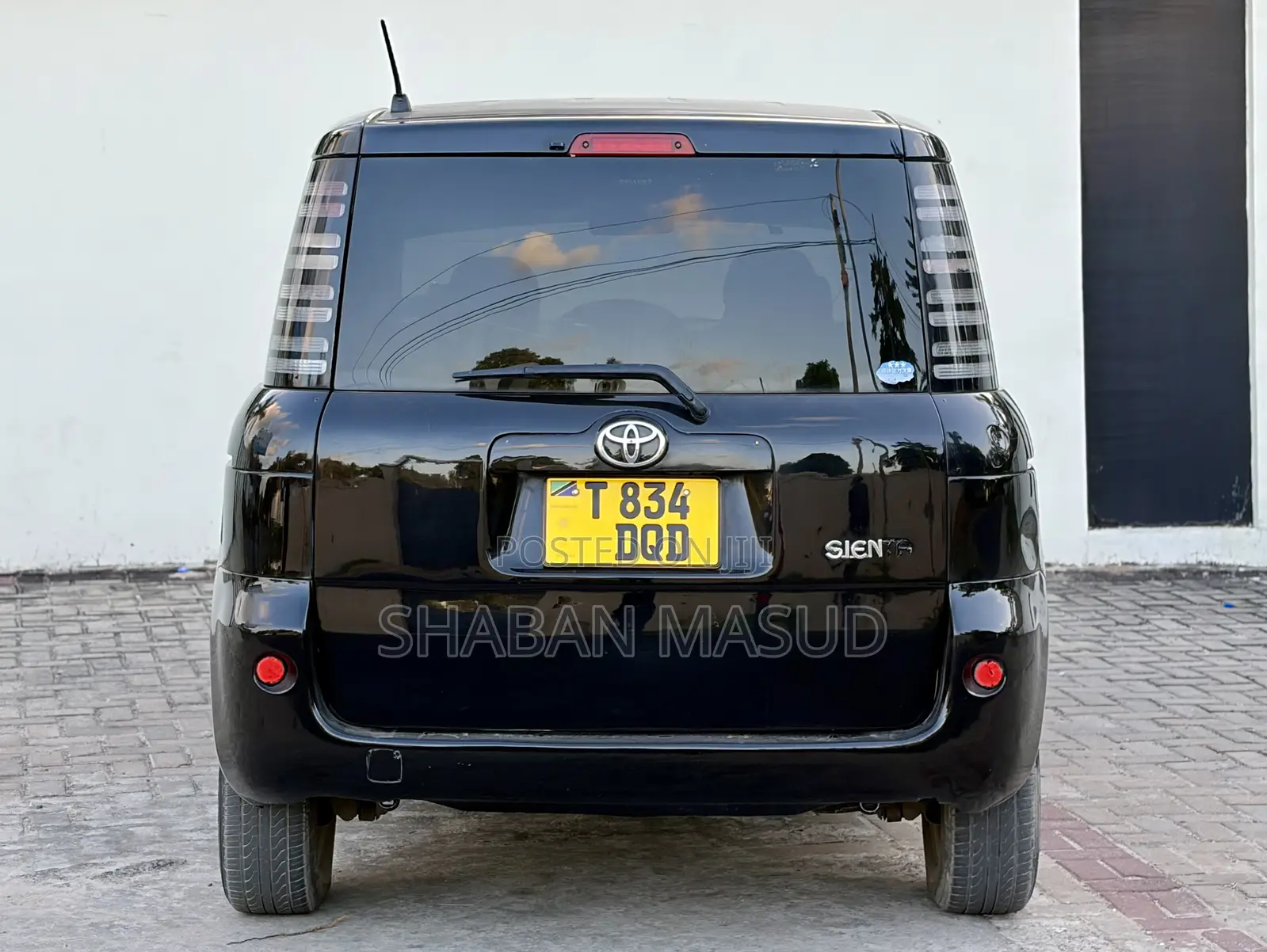 Toyota Sienta 1.5 AWD 2007 Black