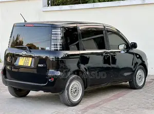 Toyota Sienta 1.5 AWD 2007 Black