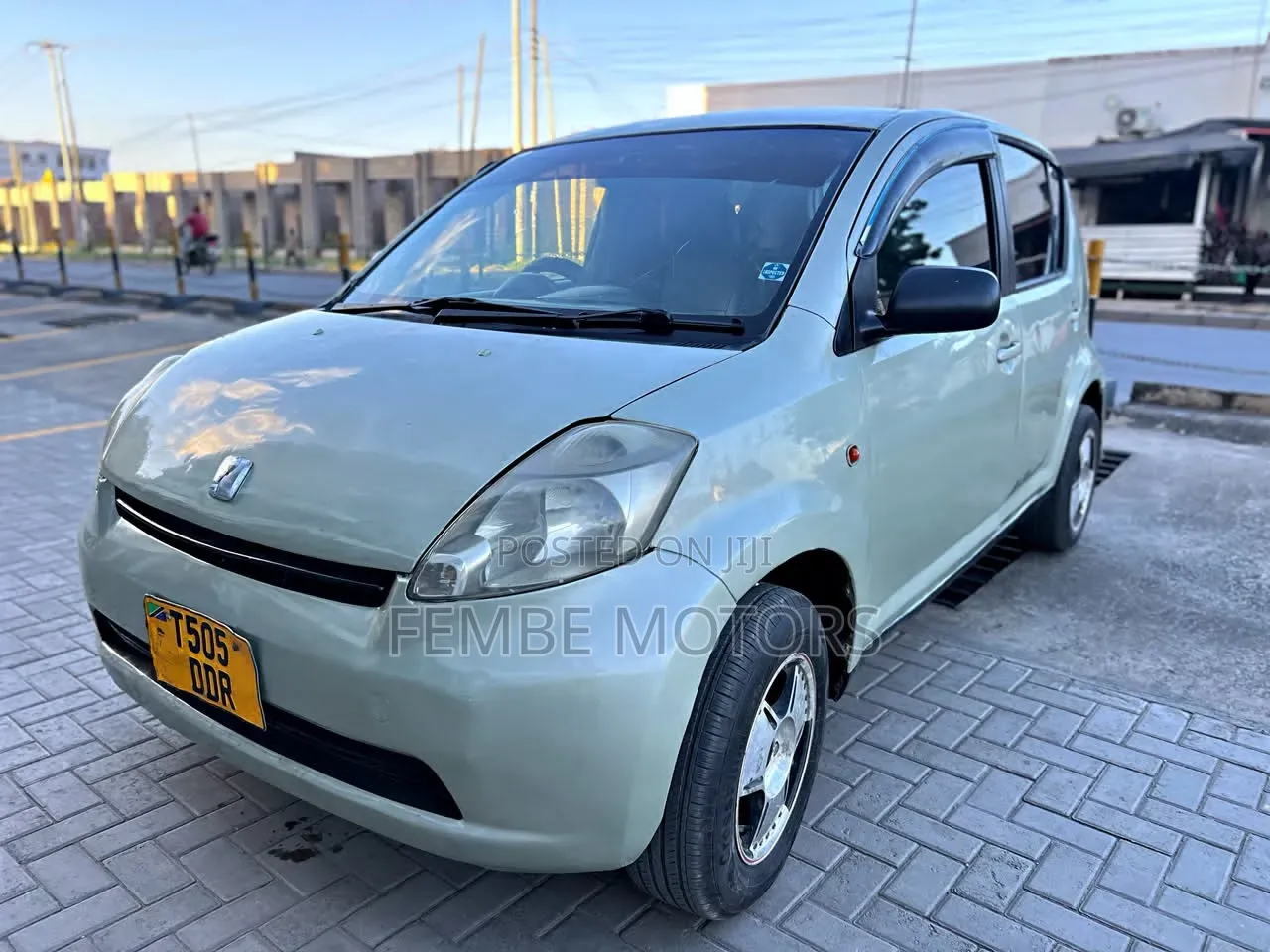 Toyota Passo 2004 Silver