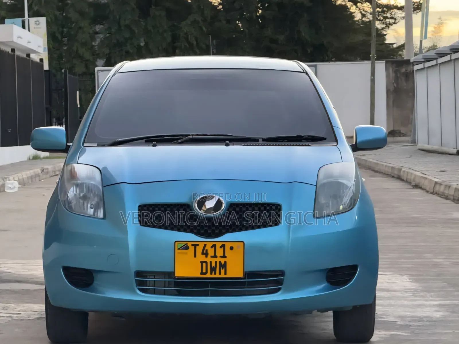 Toyota Vitz 2006 Blue