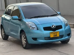 Toyota Vitz 2006 Blue