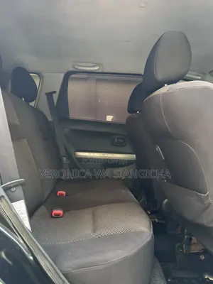 Toyota IST 2003