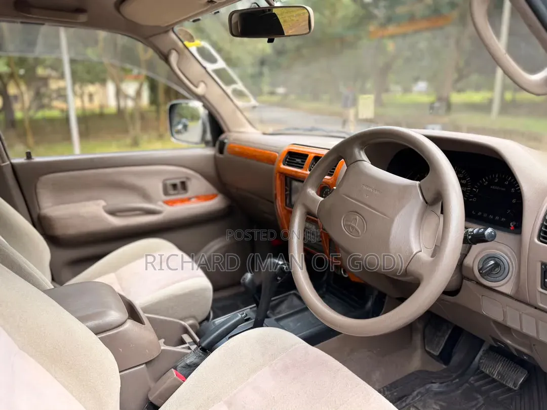 Toyota Land Cruiser Prado 2001 Silver