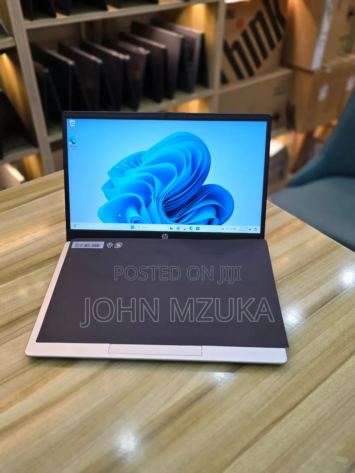 New Laptop HP 14-dq1025cl 8GB Intel Core i3 SSD 256GB
