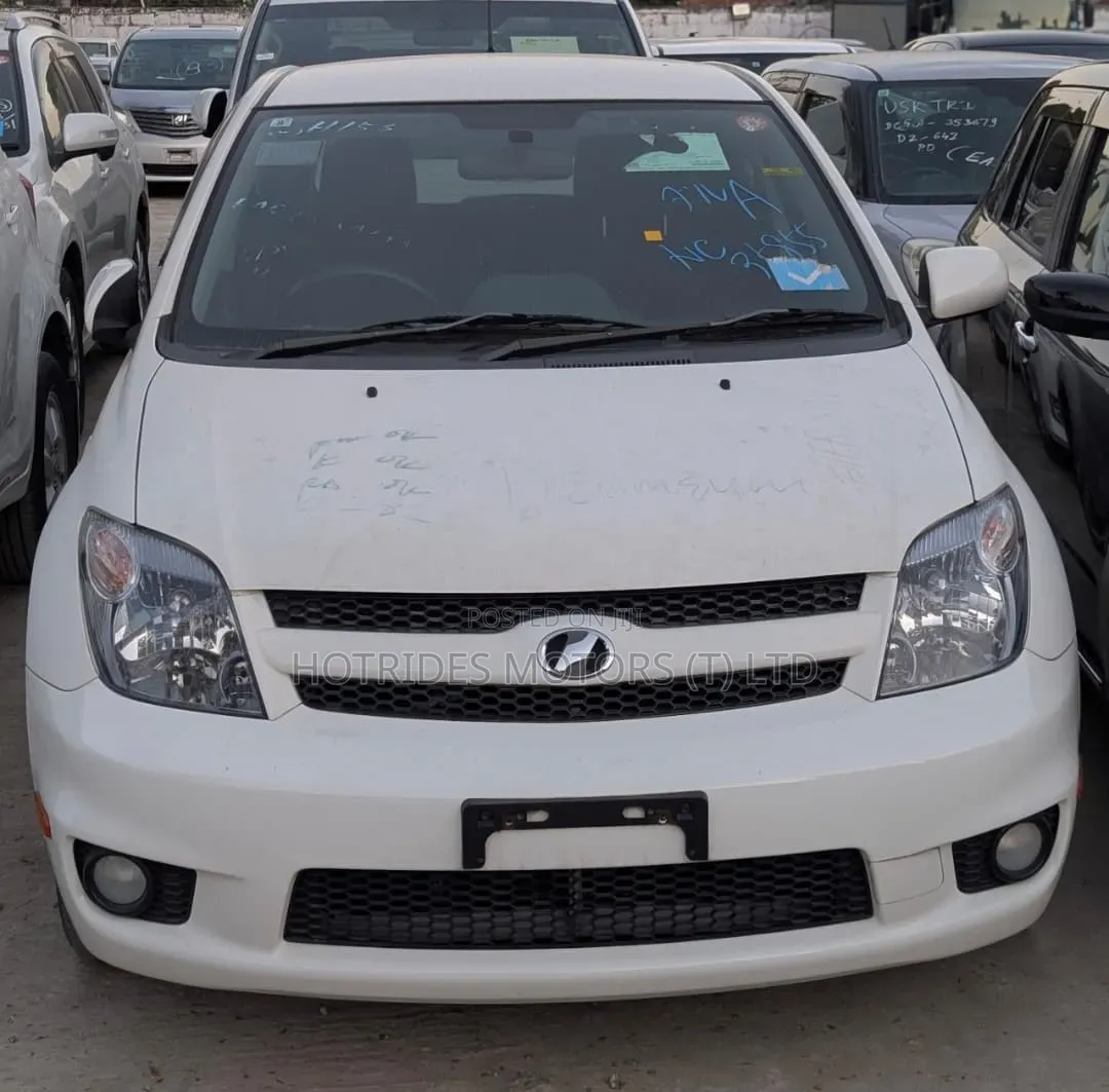 Toyota IST 2005 White