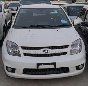 Toyota IST 2005 White
