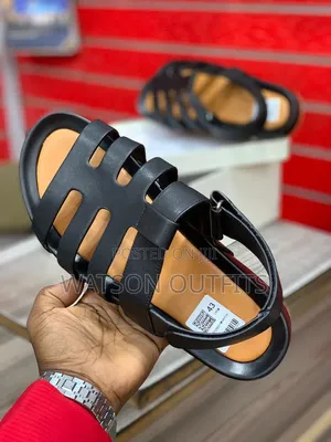 Zara Brand 5 Colours Men's Leather Sandals or Sendo Kwa Wanaume