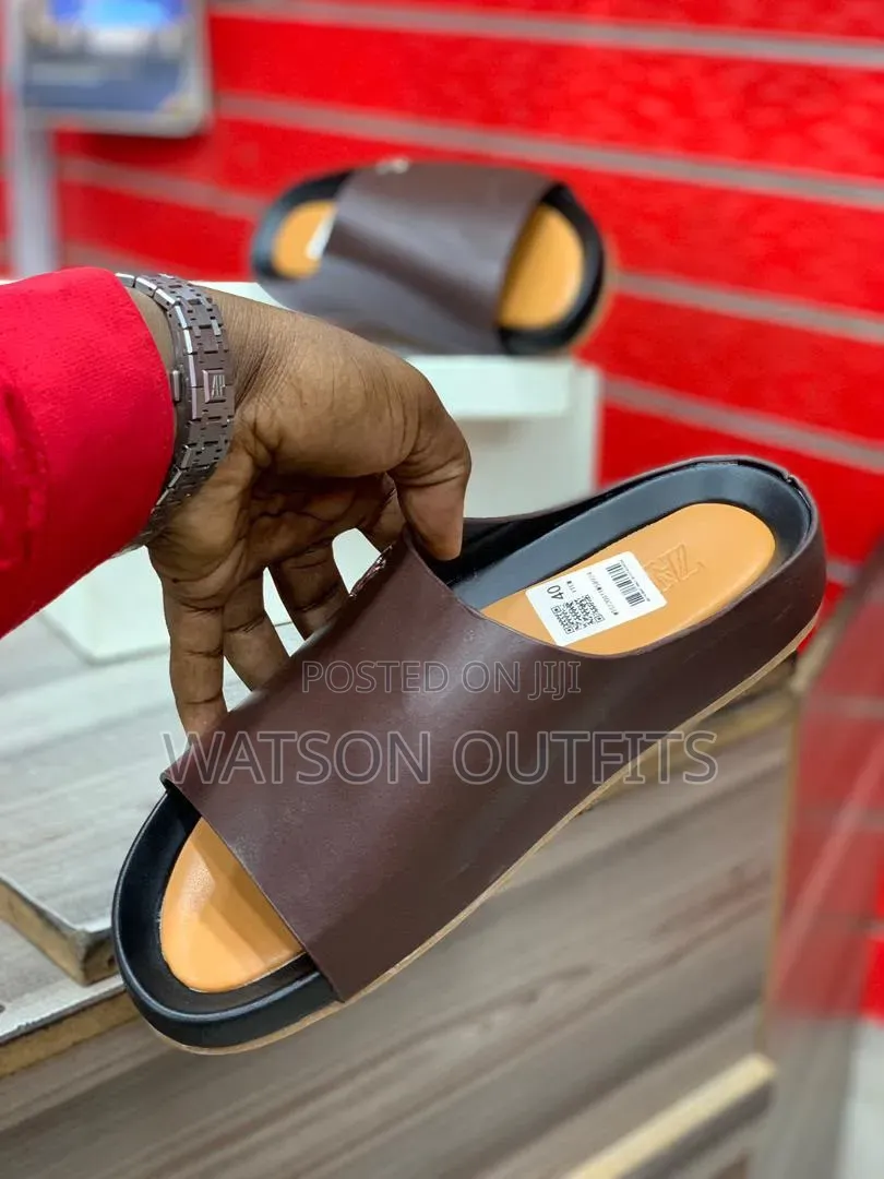 Zara Brand 5 Colours Men's Leather Sandals or Sendo Kwa Wanaume