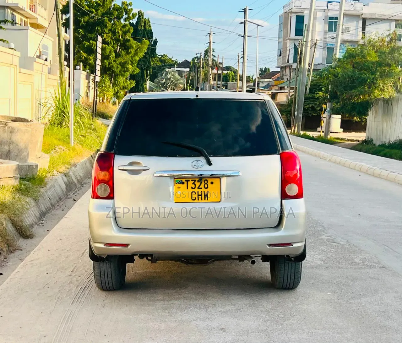 Toyota Raum 2003 Silver