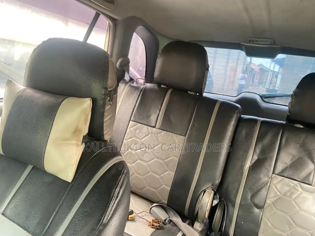 Toyota RAV4 2008 Gold