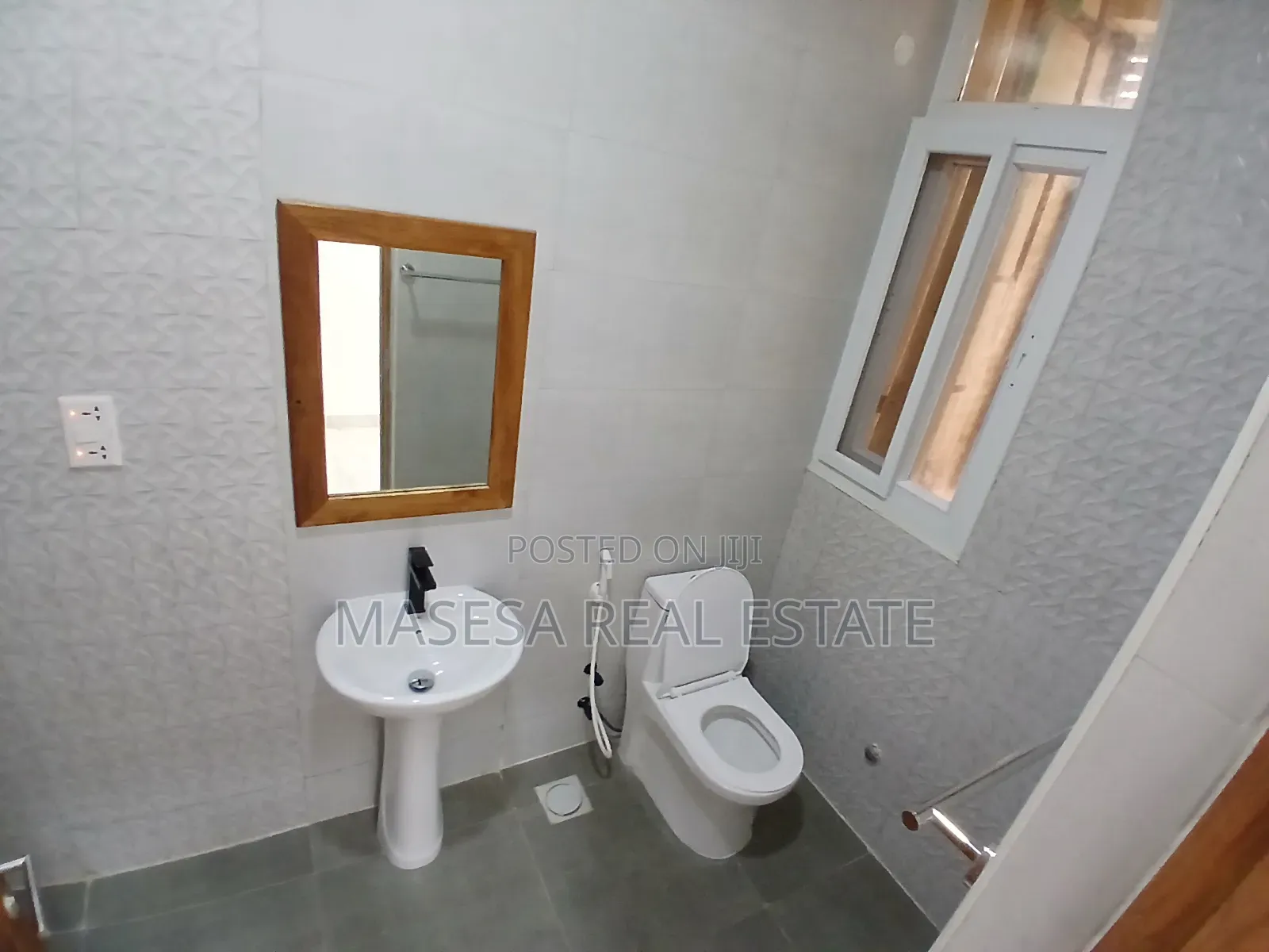 3bdrm Apartment in Upanga East for rent