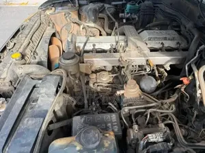 Toyota Land Cruiser 2000 Black