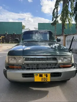 Toyota Land Cruiser 2000 Black