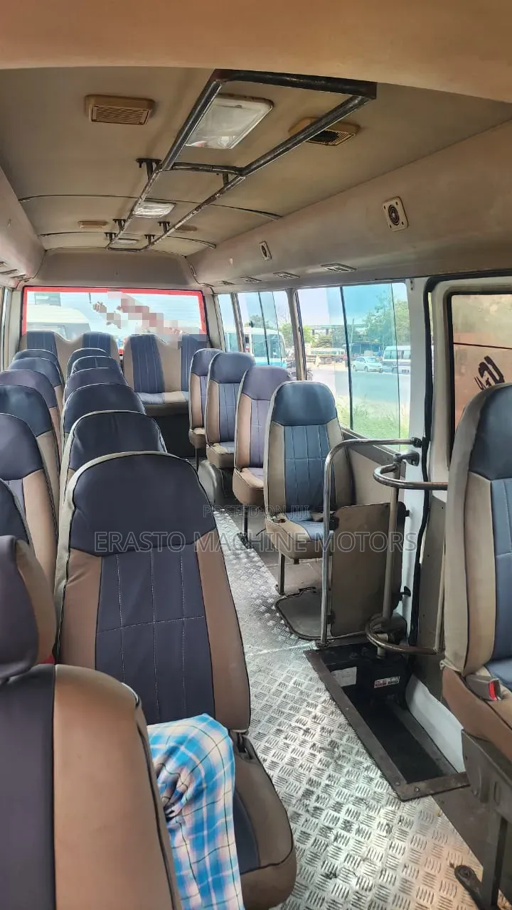 Toyota Coaster 1999 White